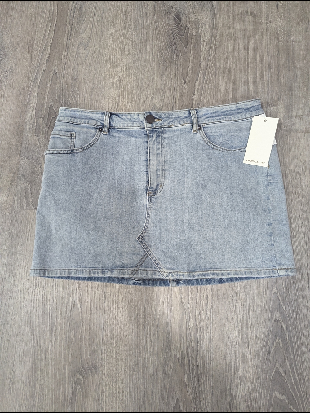 O'Neill Denim Mini Skirt – Light Wash 32 – NWT